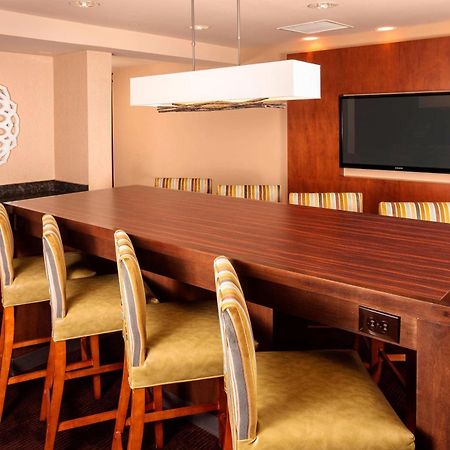 Residence Inn Long Island Holtsville Екстер'єр фото