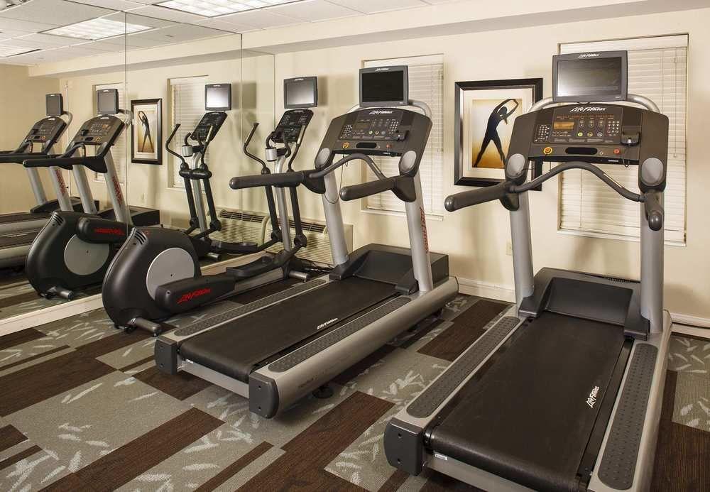 Residence Inn Long Island Holtsville Екстер'єр фото