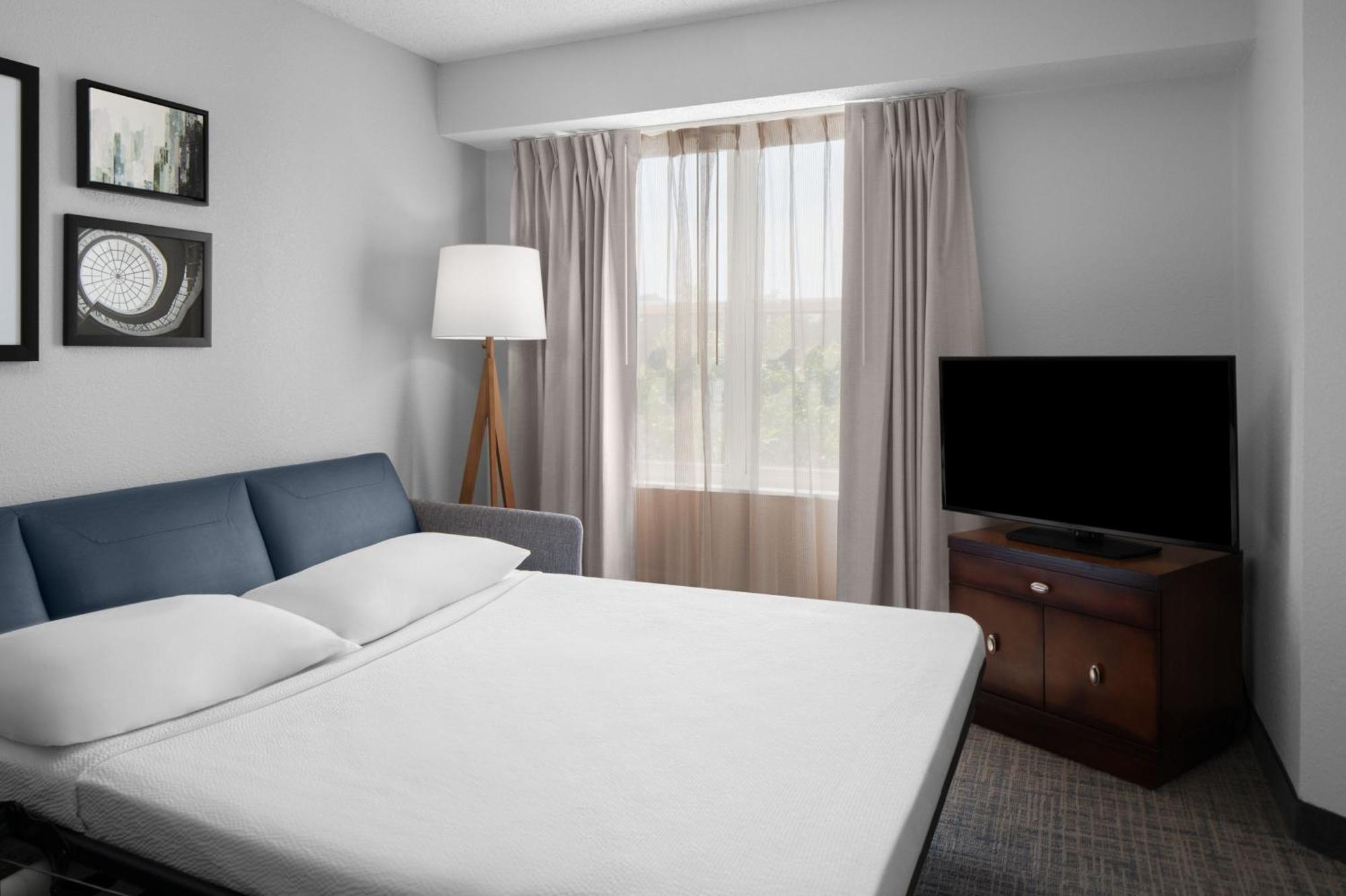 Residence Inn Long Island Holtsville Екстер'єр фото